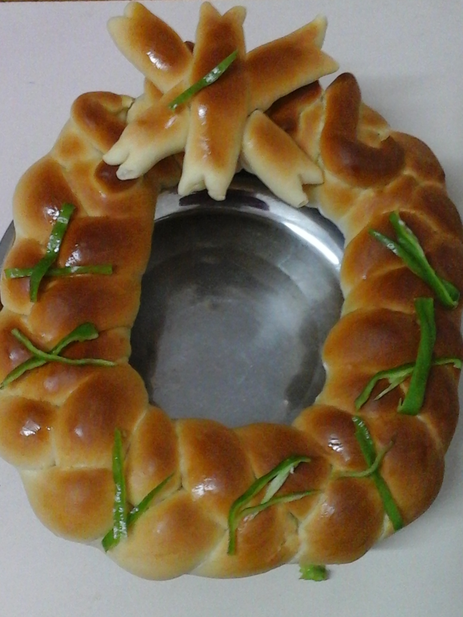 炼奶圣诞花环面包