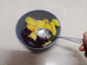 低脂低卡又梦幻的紫薯土豆泥沙拉的做法 步骤4