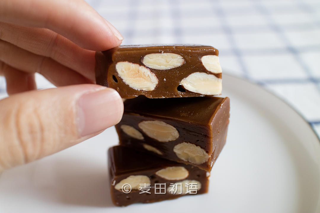 香甜不腻的杏仁太妃糖