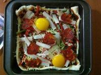 鸡蛋蟹肉披萨的做法 步骤1