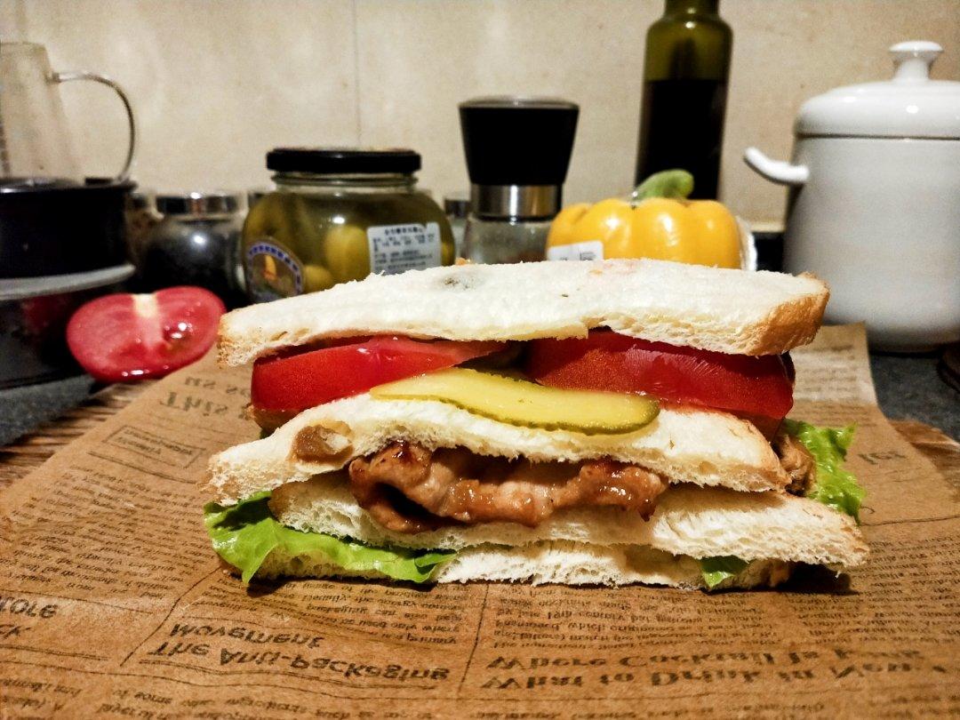 煎猪扒（超简单）和其他的猪扒在这食谱的最下面