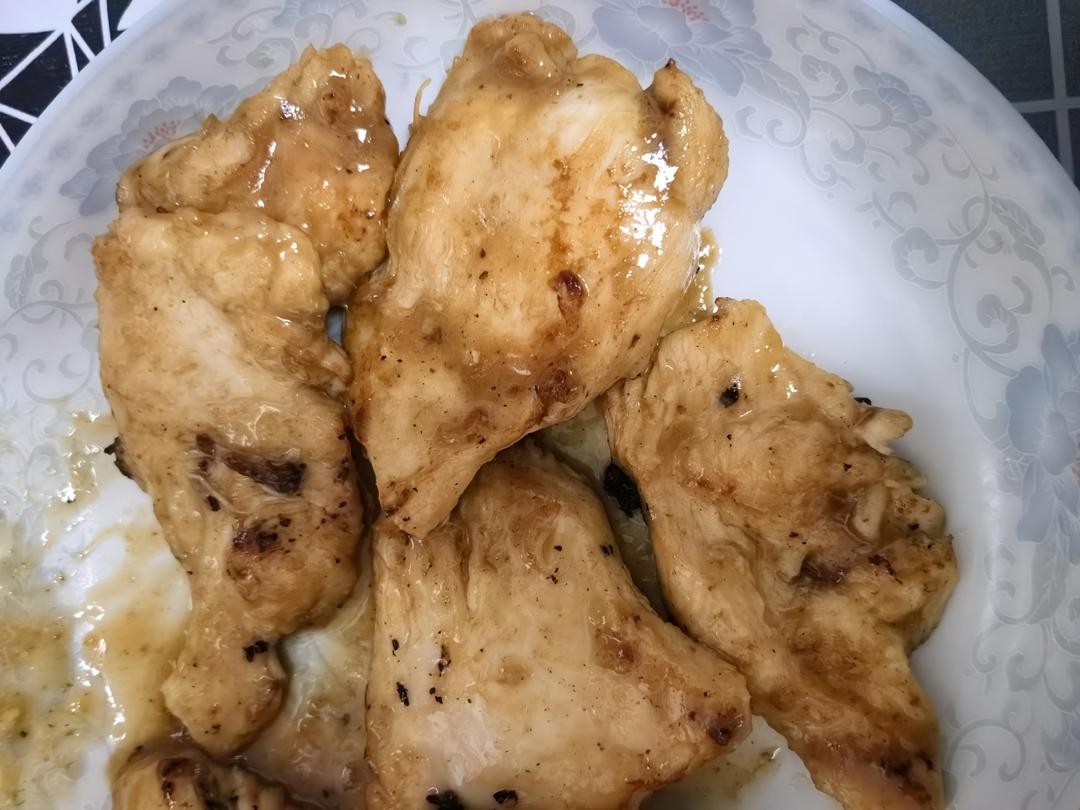 【嫩煎鸡胸肉】