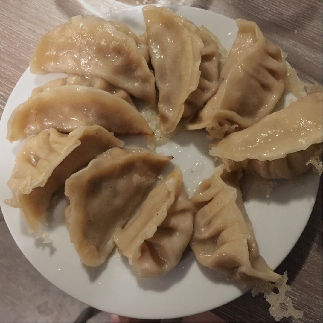 早餐来一锅香脆的生煎饺子