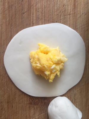简易版 奶黄包（拯救娃不爱吃的蛋黄）的做法 步骤5