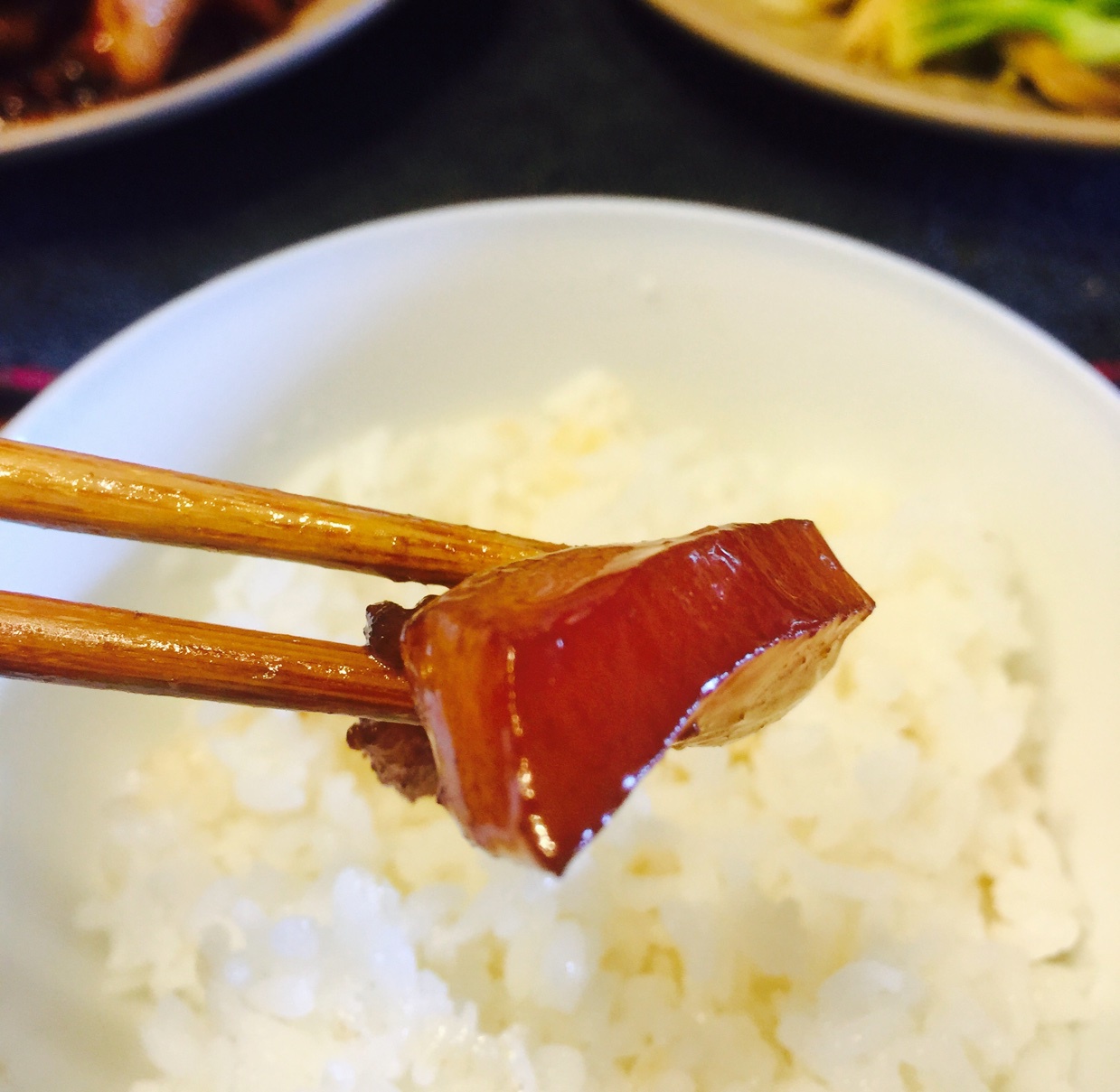 maodoumama做的吃着碗里望着锅里的红烧肉