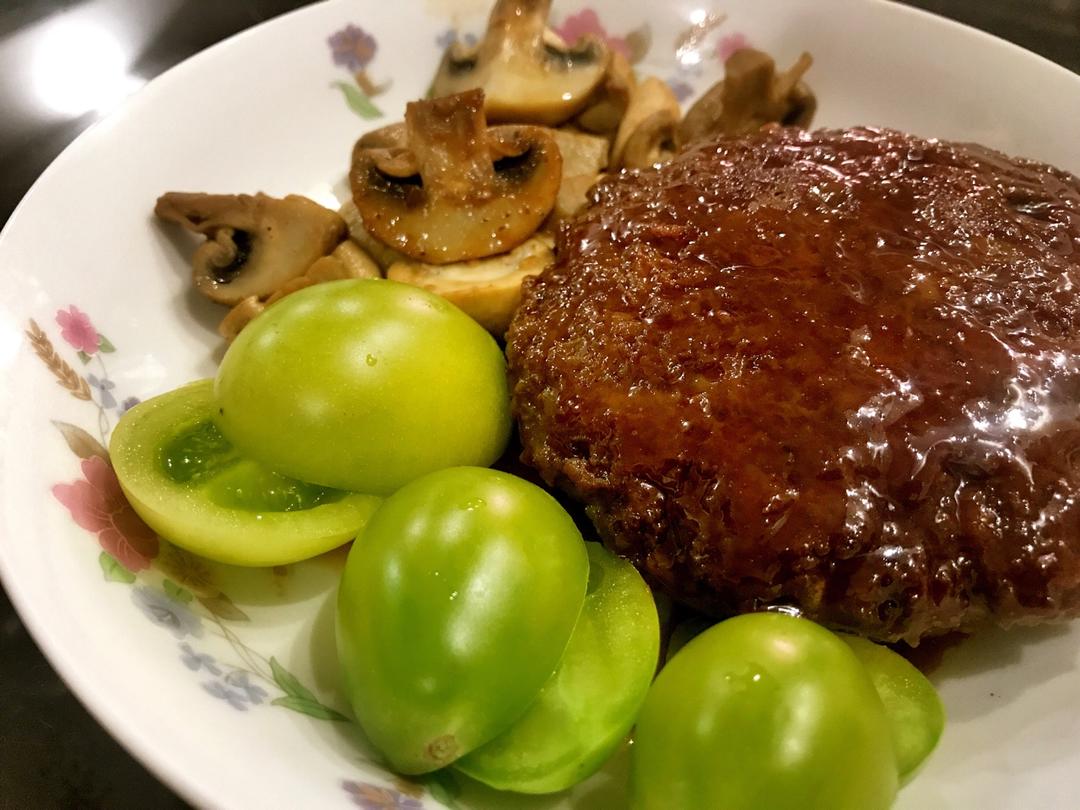 日式香煎爆汁汉堡排