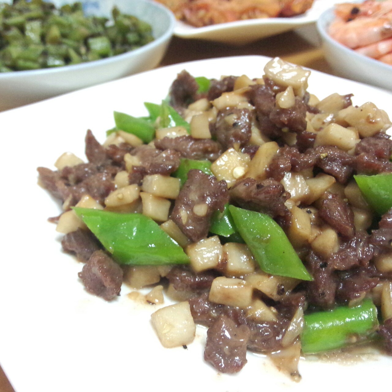 黑椒杏鲍菇牛肉粒