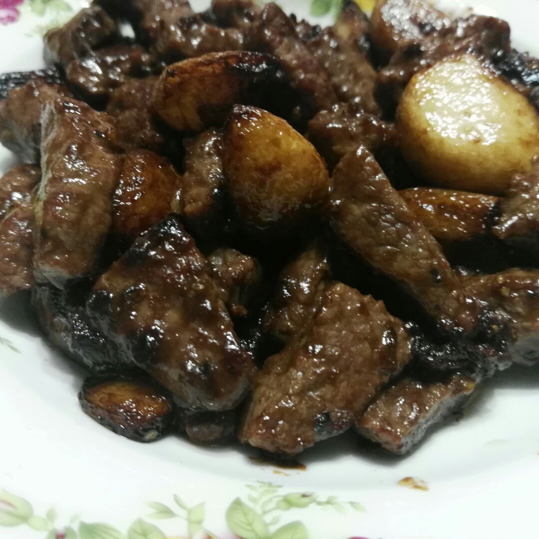 黑蒜子牛肉粒