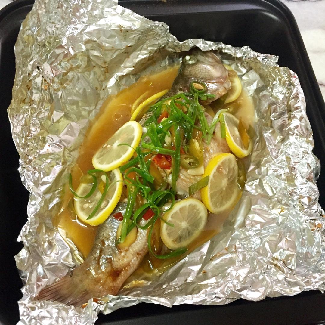 柠檬烤鲈鱼