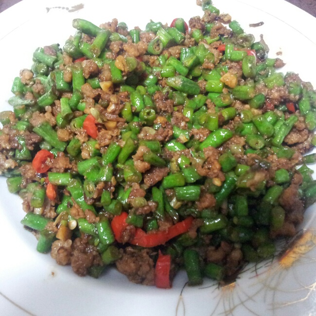 肉沫豆角下饭菜