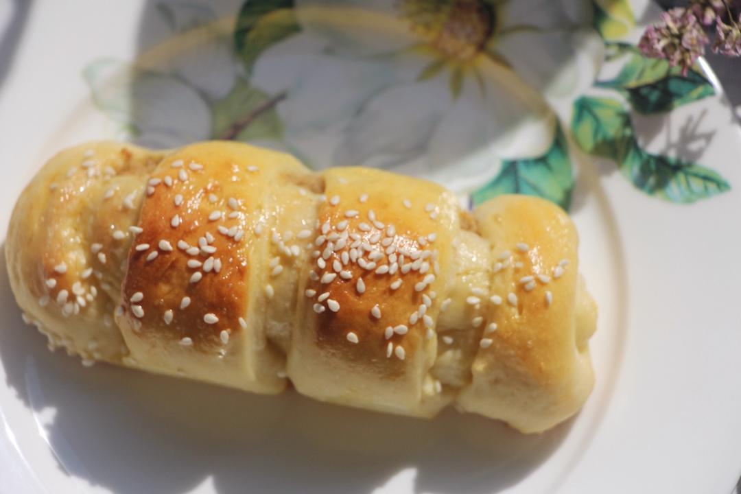 毛毛虫肉松面包