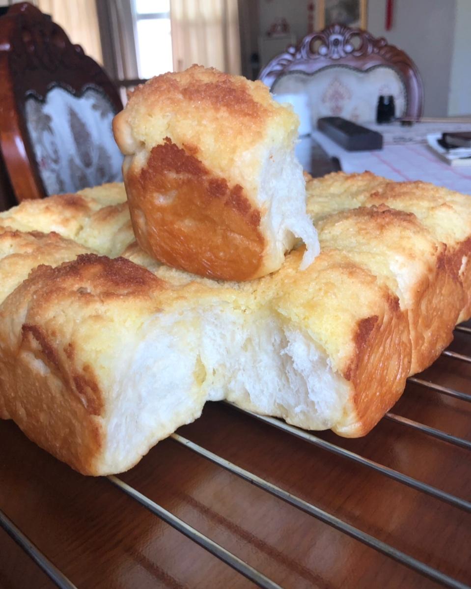 快手椰蓉小餐包（一次发酵照样柔软又拉丝）