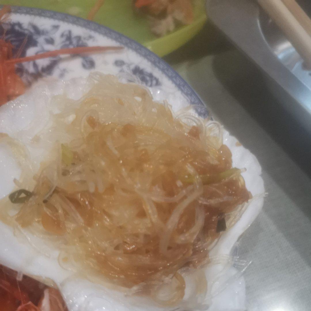 零失败的蒜蓉粉丝蒸扇贝