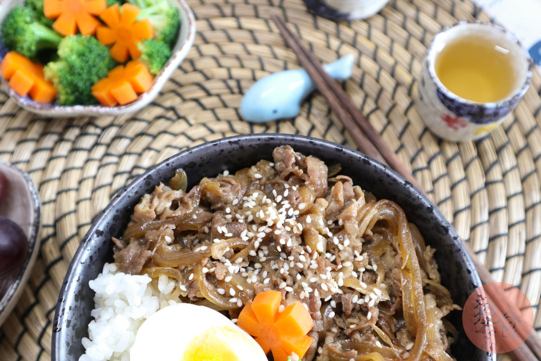 肥牛饭