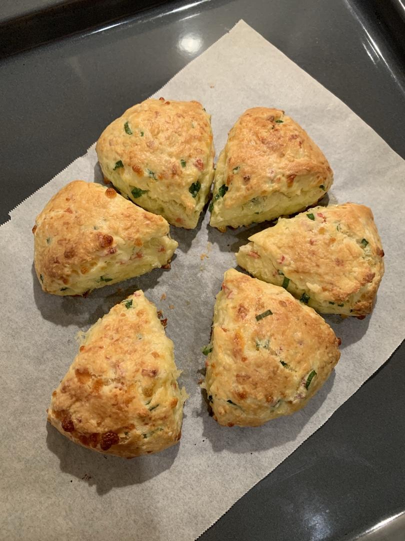 超级好吃的咸味司康Savoury Scones