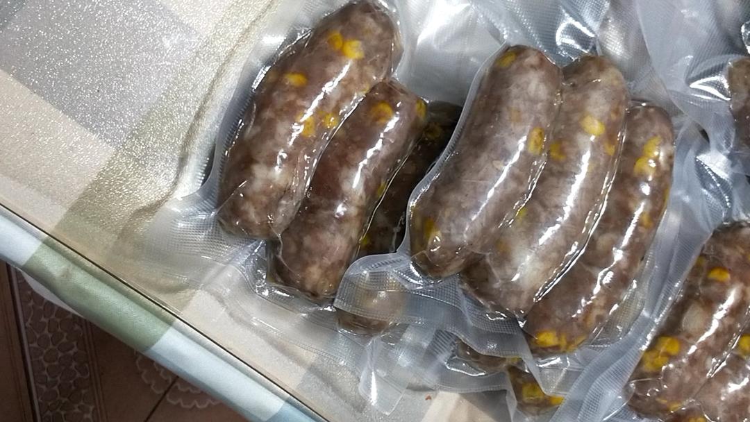 自制Q弹脆皮肠、烤肠、香肠《内附超详细步骤分解图片和手工灌肠等注意事项》