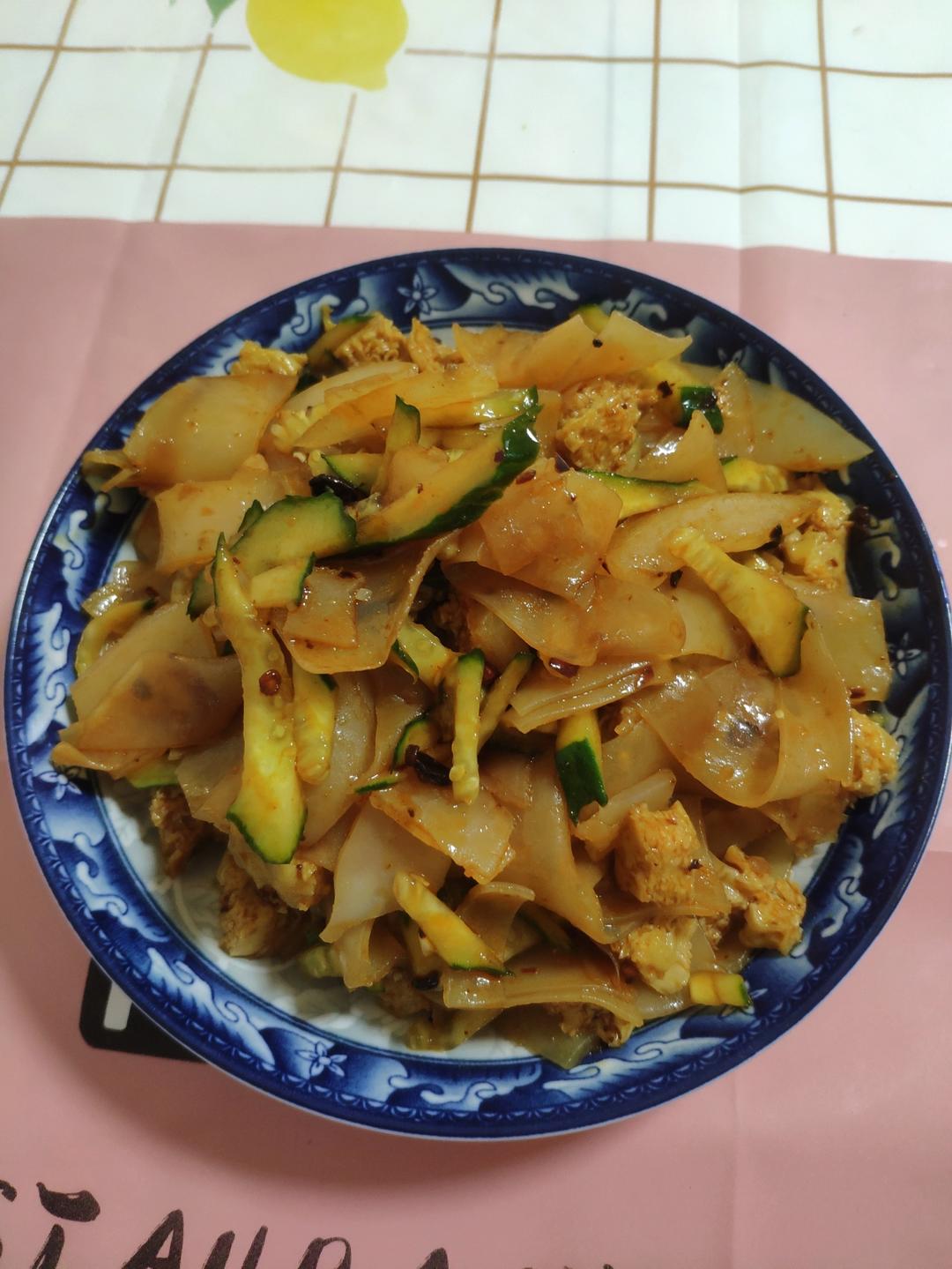 凉皮￨巨好吃