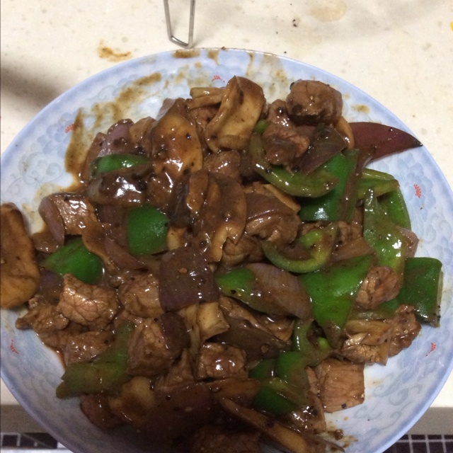 黑椒牛肉粒