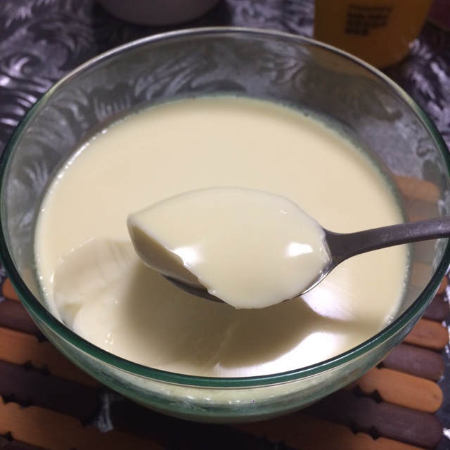 牛奶炖蛋
