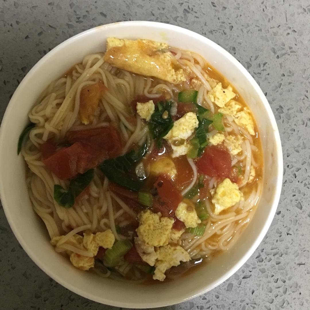 恨不得抱着锅舔的番茄鸡蛋面