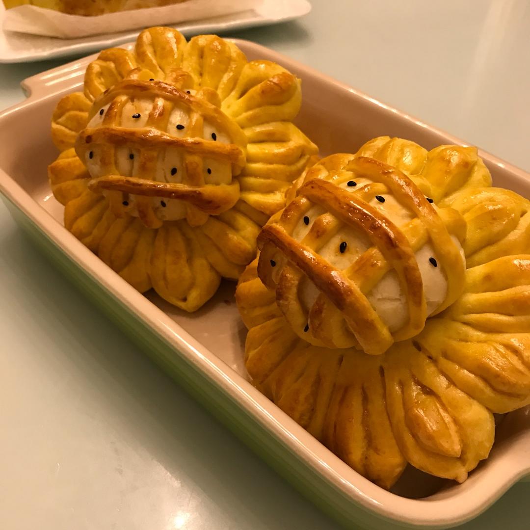 向日葵豆沙面包