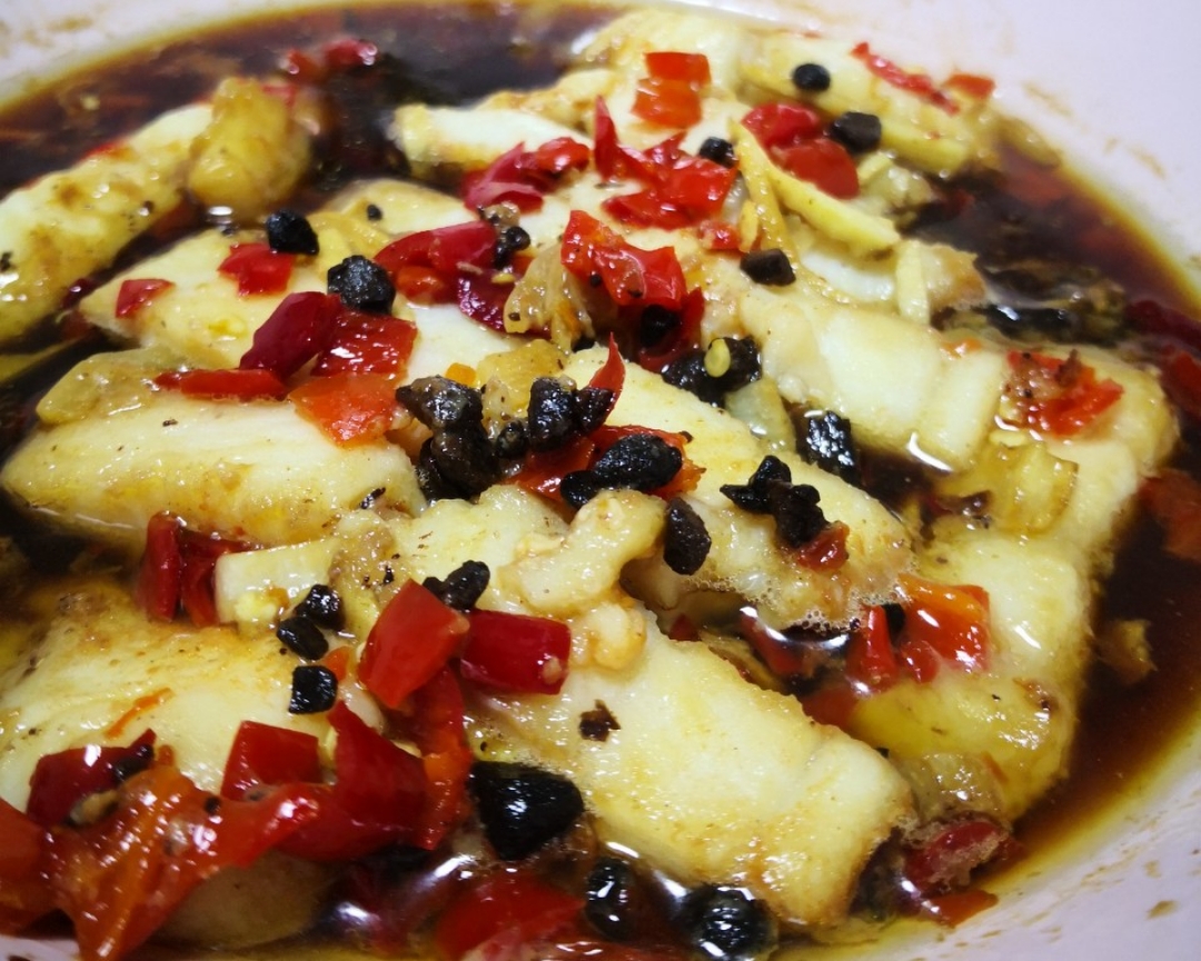 超下饭的剁椒豆豉蒸巴沙鱼的做法