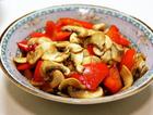 红彩椒炒白蘑菇