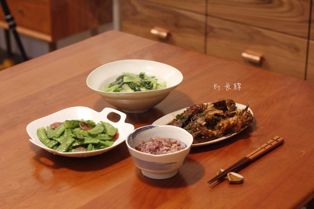 长脖的夜食堂