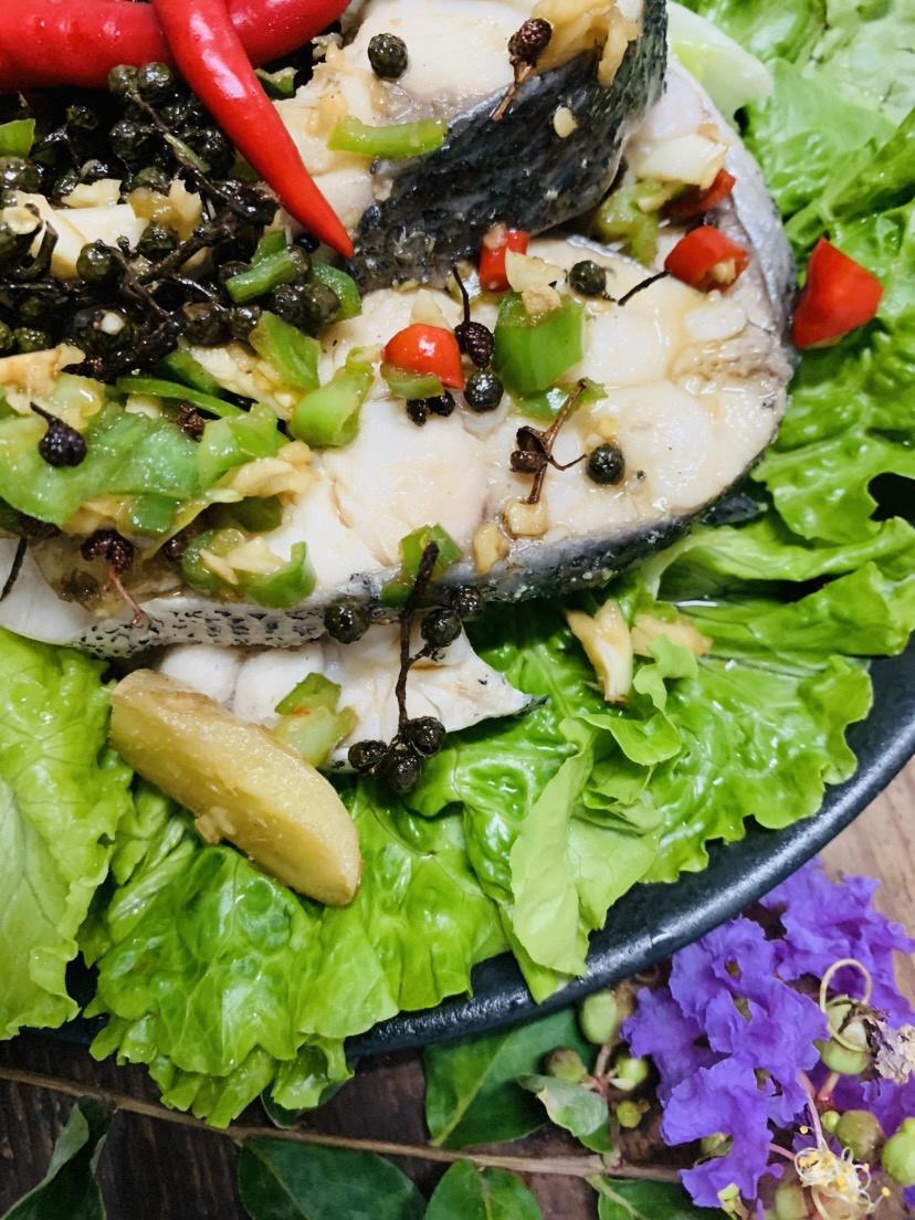 䕨椒鲢鱼块的做法