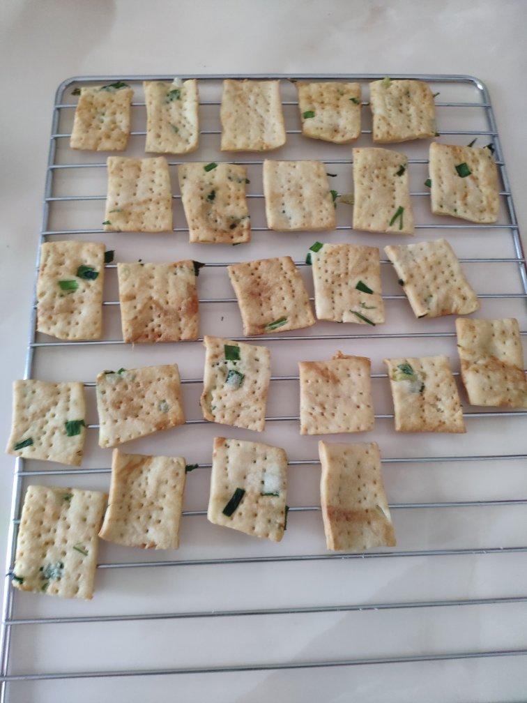 无需打发的香葱苏打饼干
