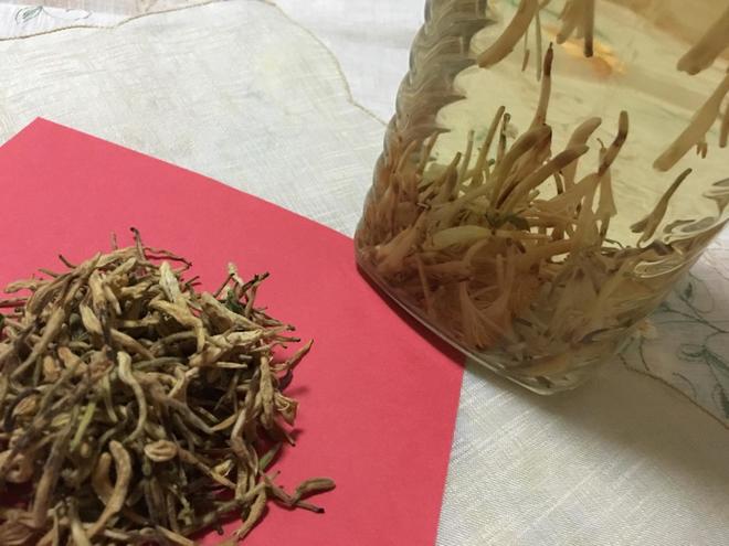 自制金银花茶的做法