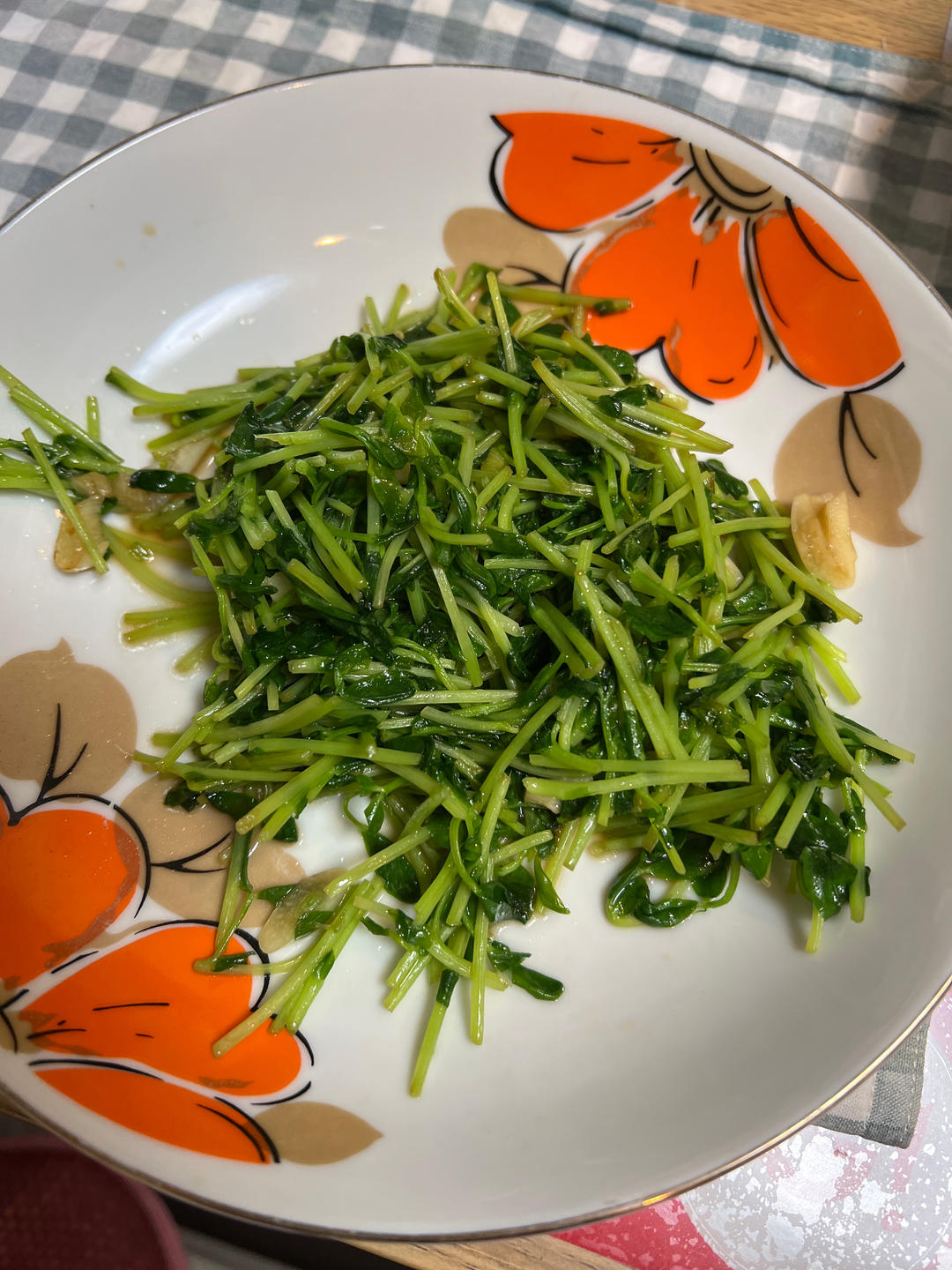 清新豌豆苗