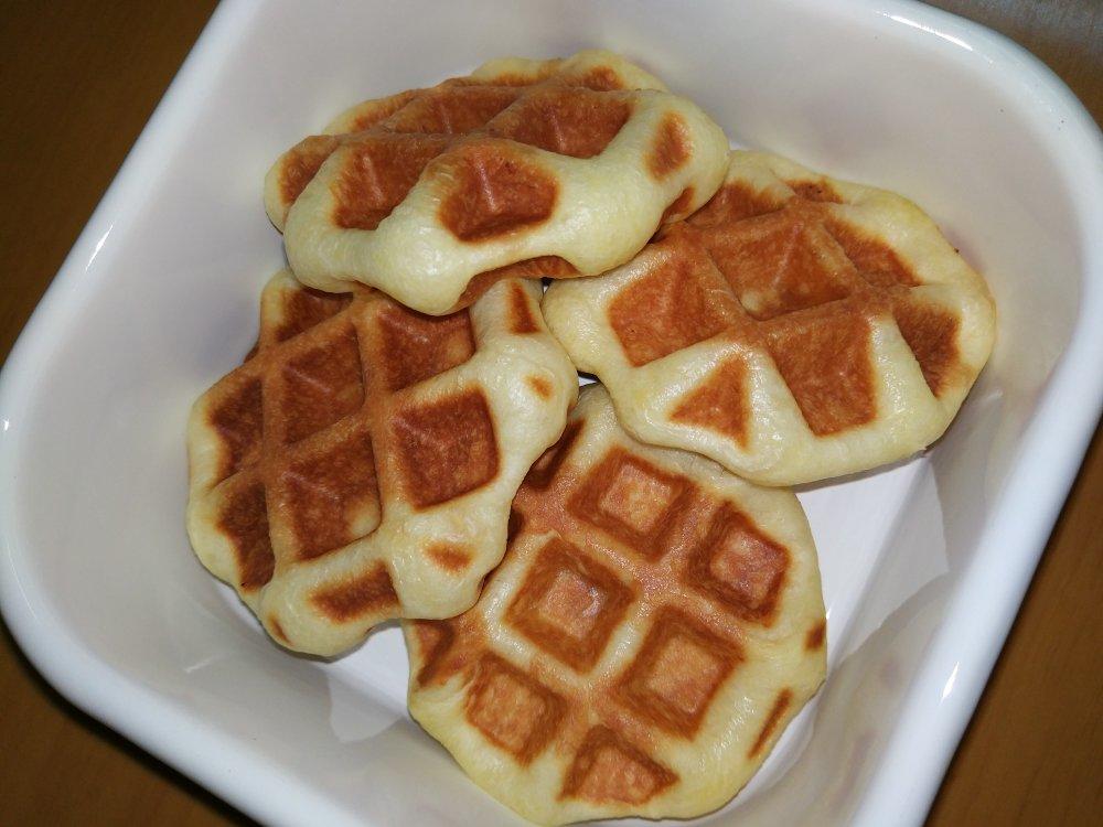 花生酱肉松华夫饼