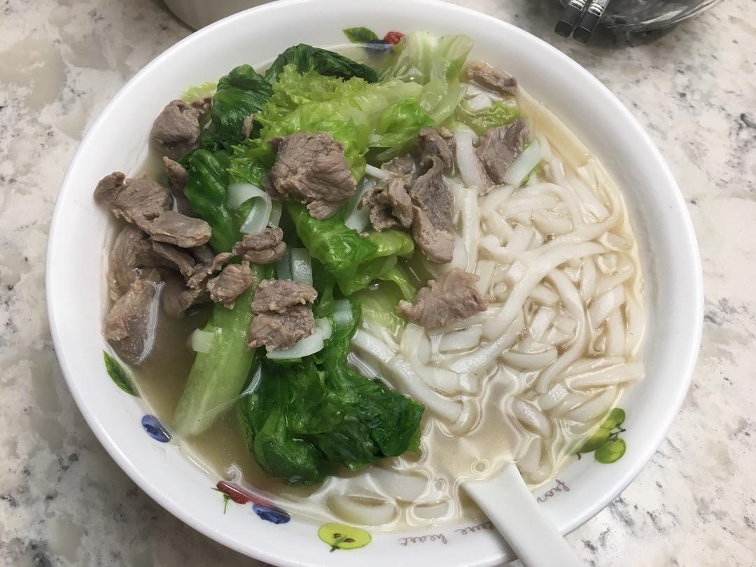 瘦肉河粉的做法