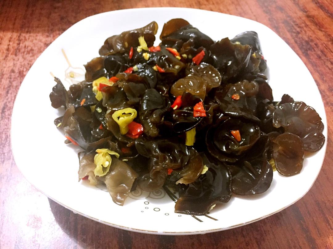 酸辣双椒黑木耳