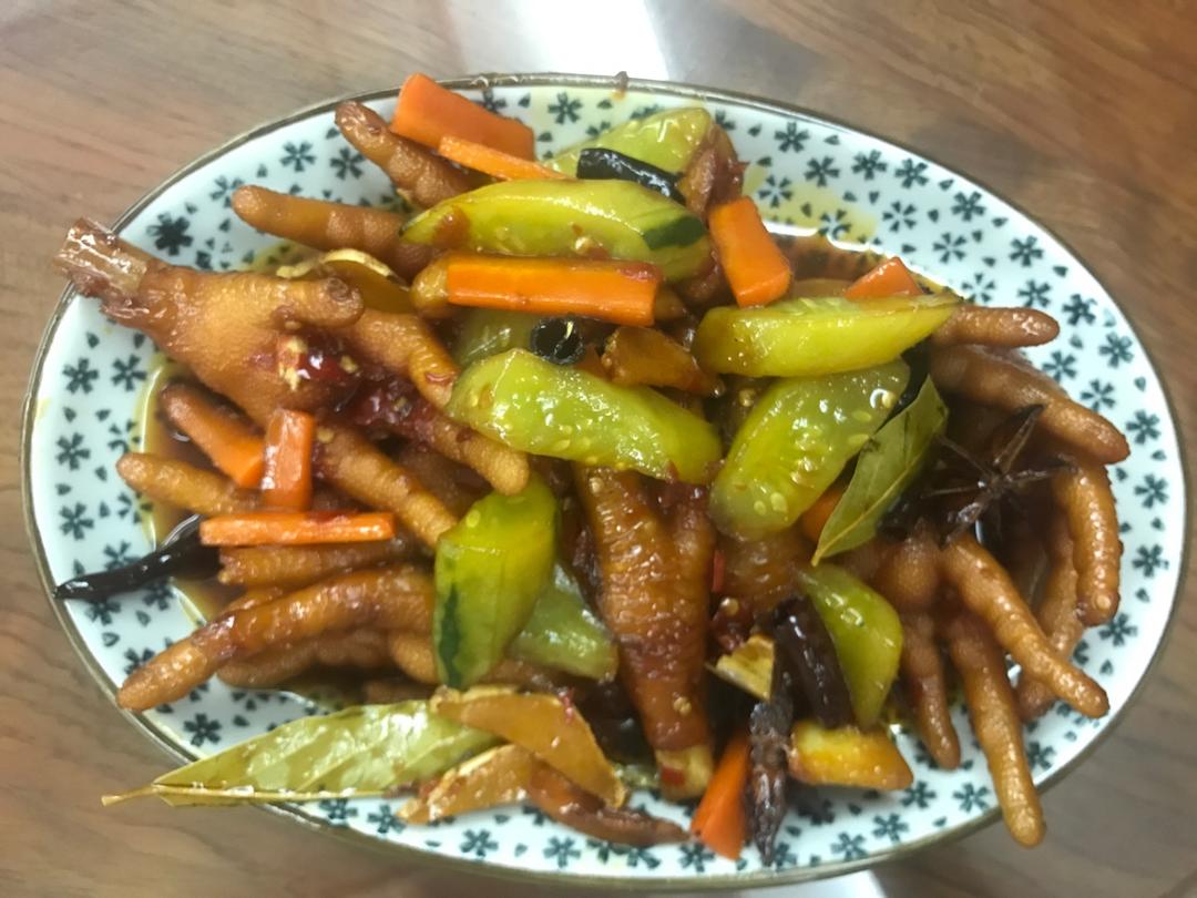 香辣烧鸡爪