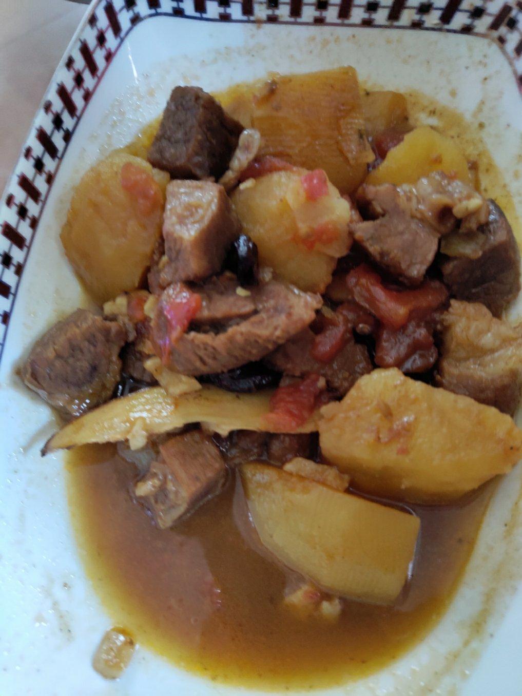 番茄土豆炖牛腩