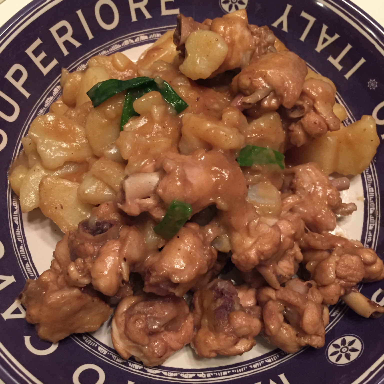 土豆炖鸡块
