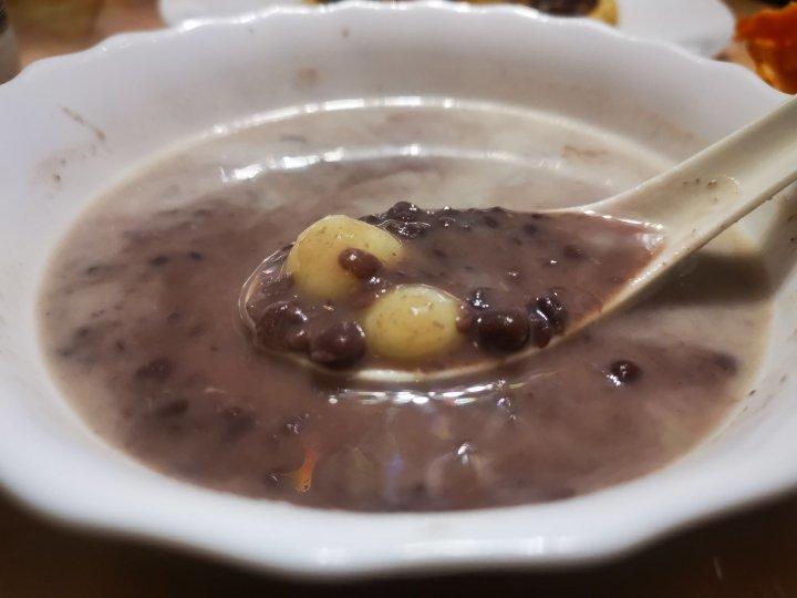 椰汁红豆沙小圆子
