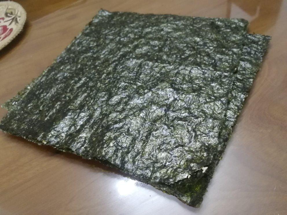 芝麻杏仁片夹心海苔