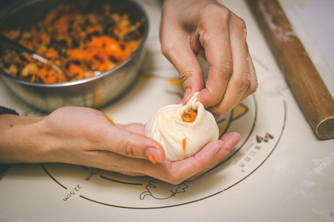 胡萝卜香菇肉包