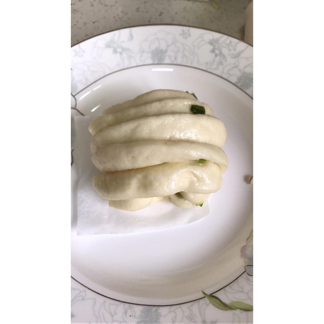 葱油花卷 Steamed Roll
