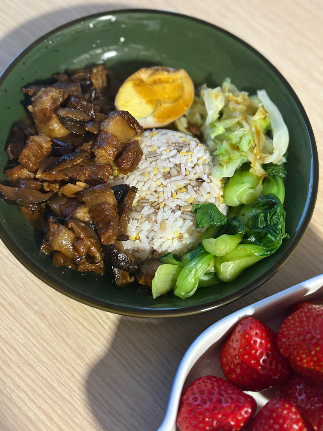 好吃到停不下来的卤肉饭