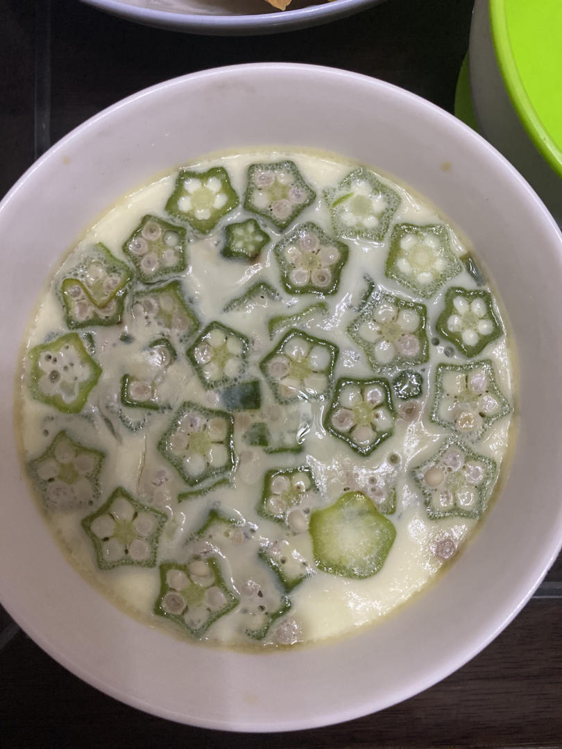 宝宝辅食～秋葵蒸蛋
