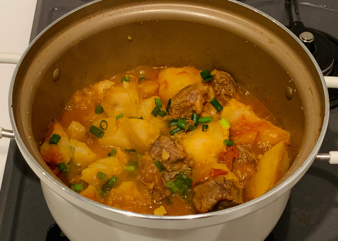 番茄土豆炖牛腩