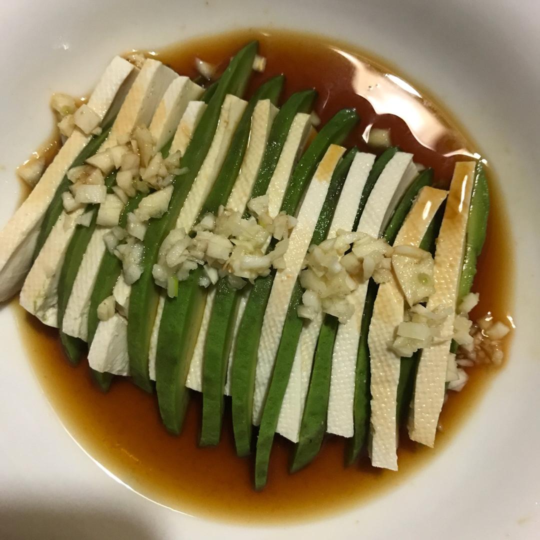牛油果豆腐沙拉