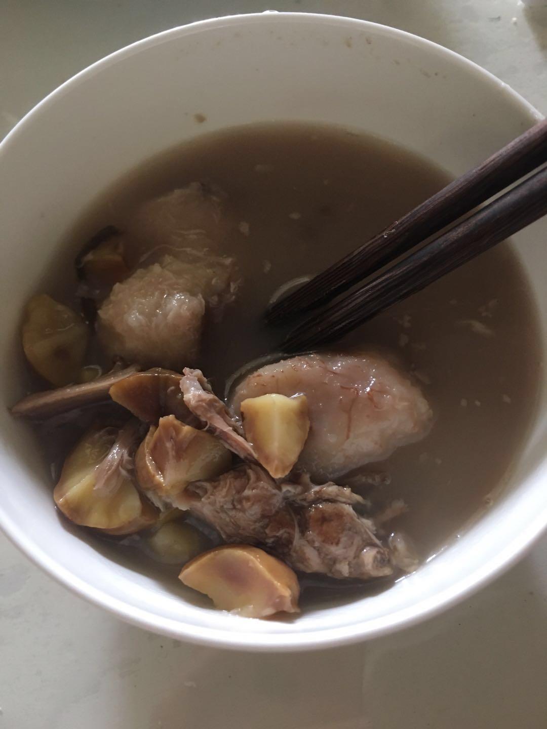 奶芋板栗鴨湯的做法