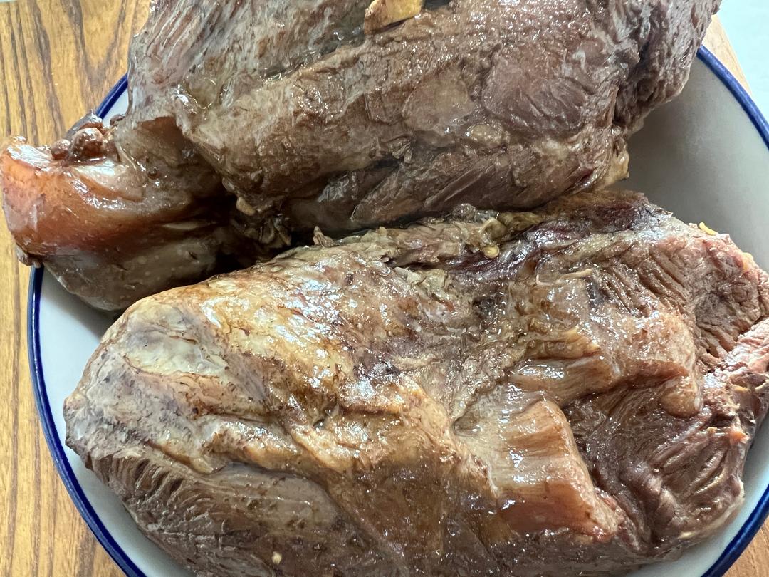 卤牛腱子（电高压锅的做法
