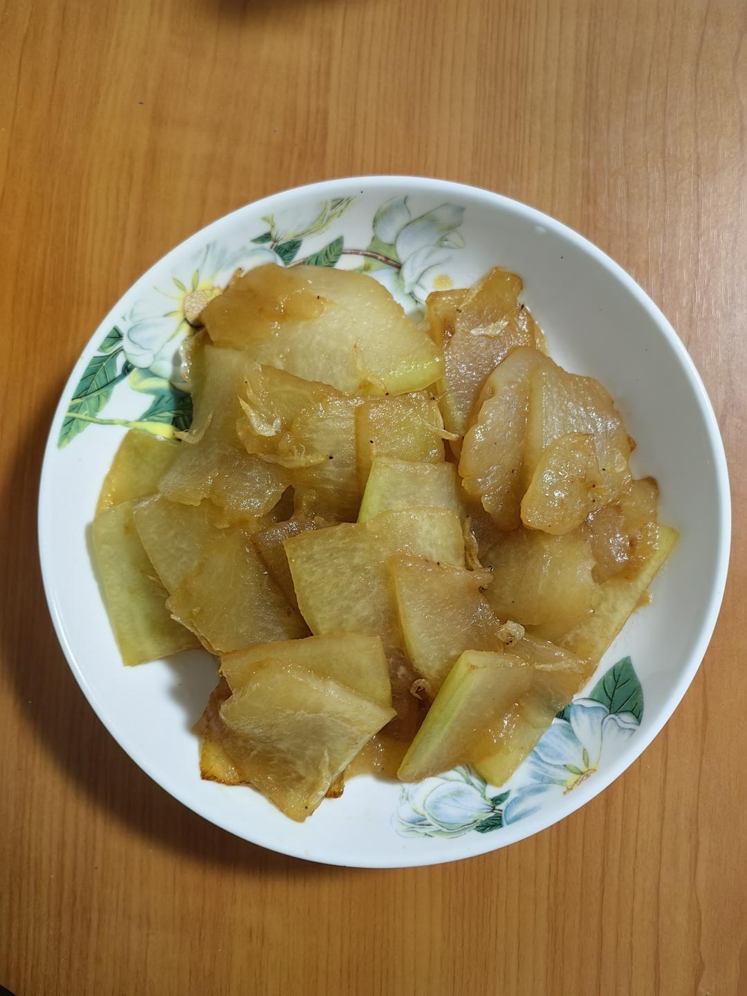 红烧冬瓜最完美做法，不加一滴水，瞬间秒杀红烧肉