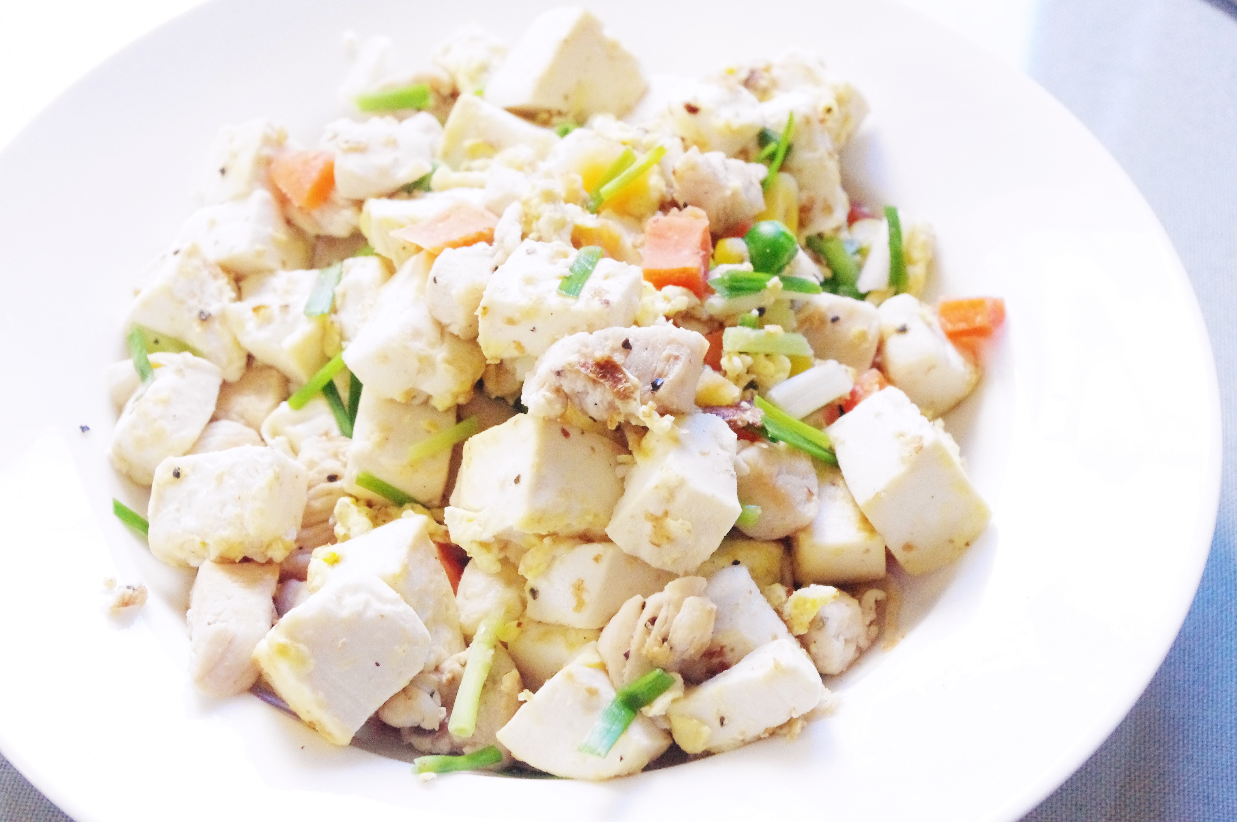 高蛋白餐谱---鸡胸肉炒鸡蛋豆腐的做法